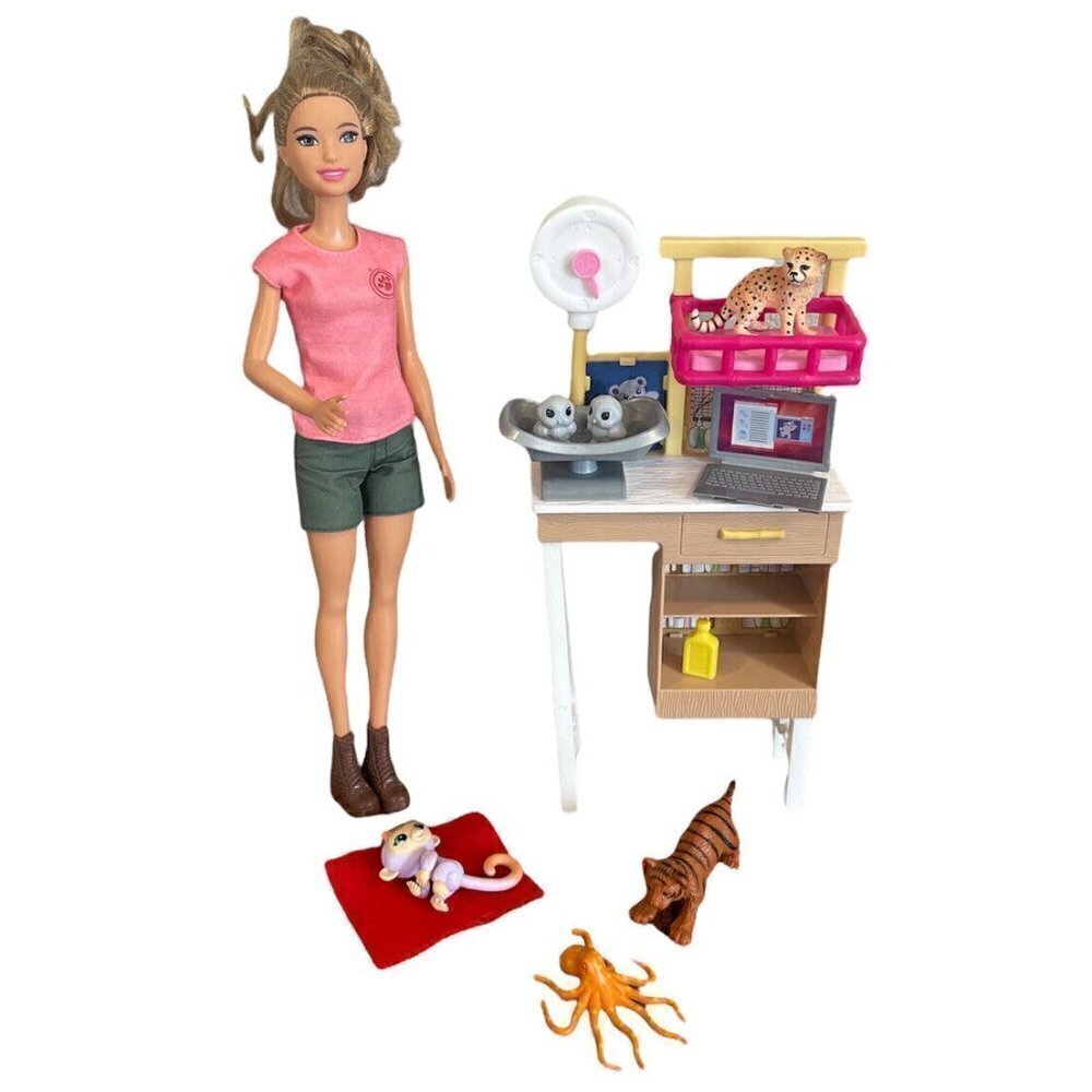 2016 Mattel Barbie Zoo Doctor Counter & Animal Scale Incomplete Plus Extras